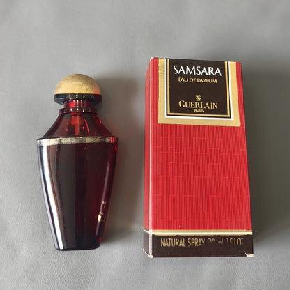 041026-18 Guerlain Santa Sarah Samsara EDP
