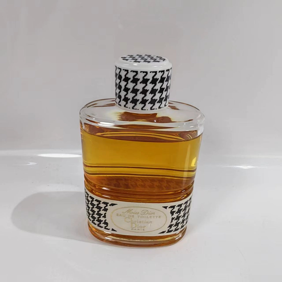 020926-123 Dior jasmine charm