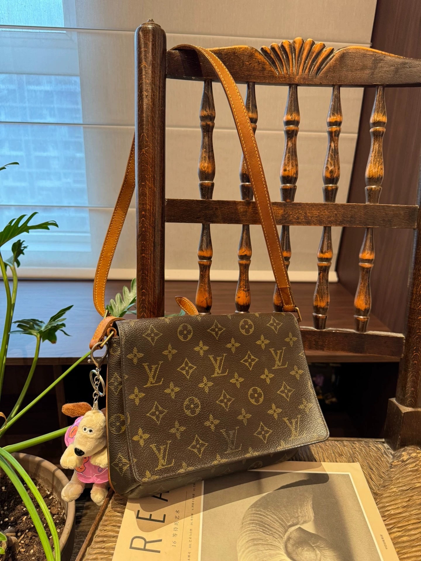 150626-bag-77 Lv horizontal version handbag