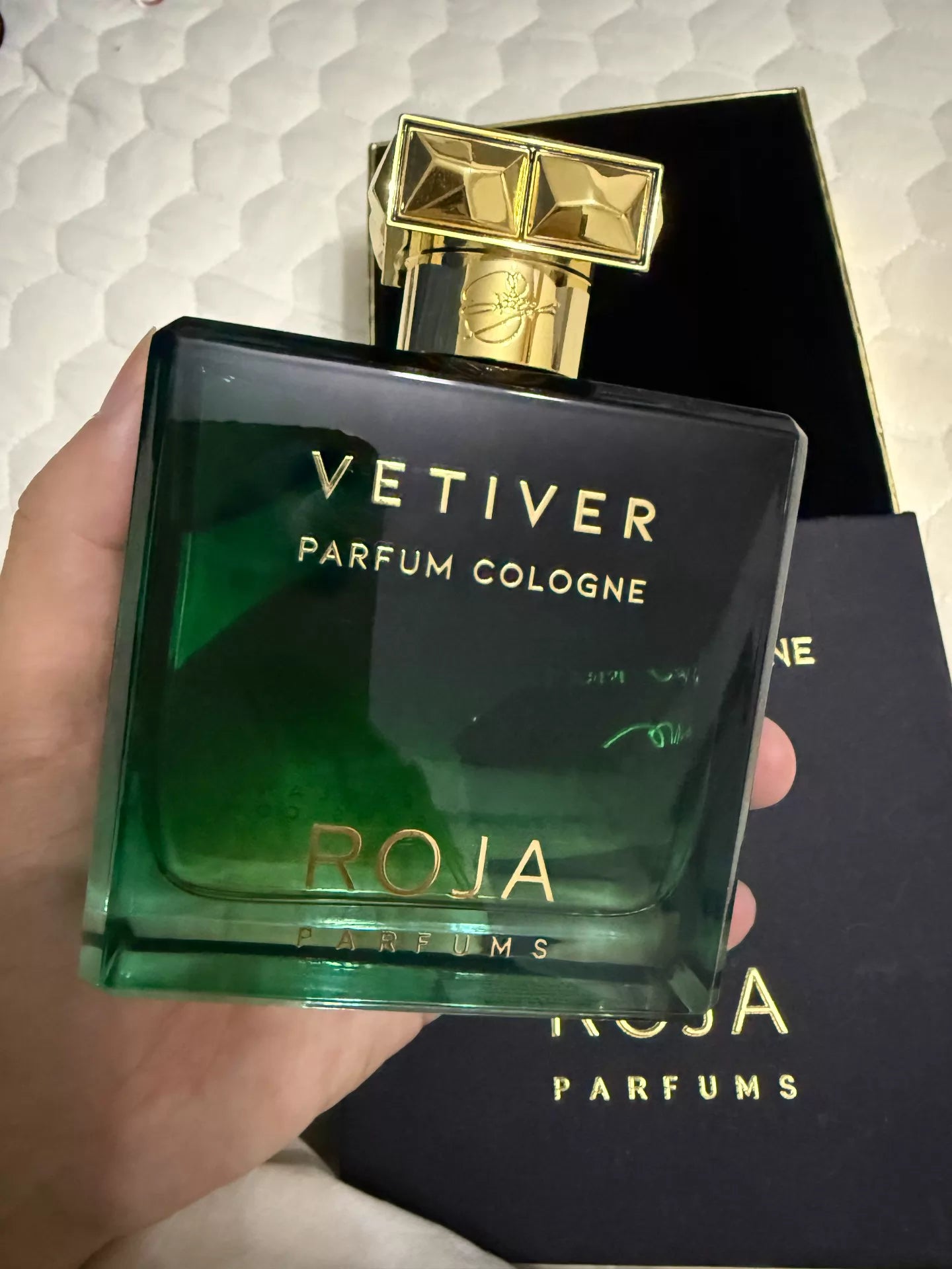 180826-37 Roja Delfin Vetiver 100ml 3.4 oz