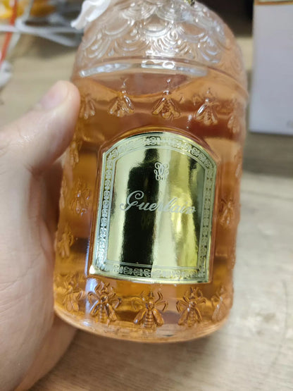 190426-46 Guerlain Bloody Gardenia 250ml 8.5 oz