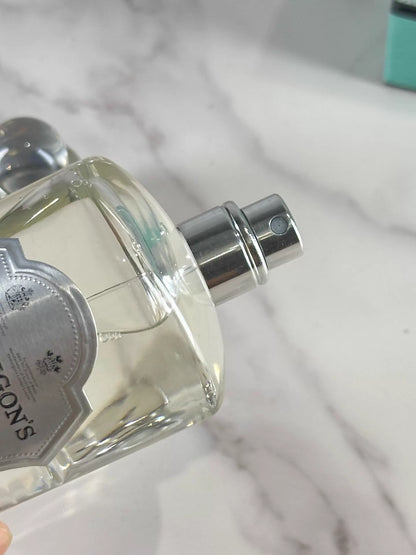 180526-37 Penhaligon Gin in 100ml 3.4 oz