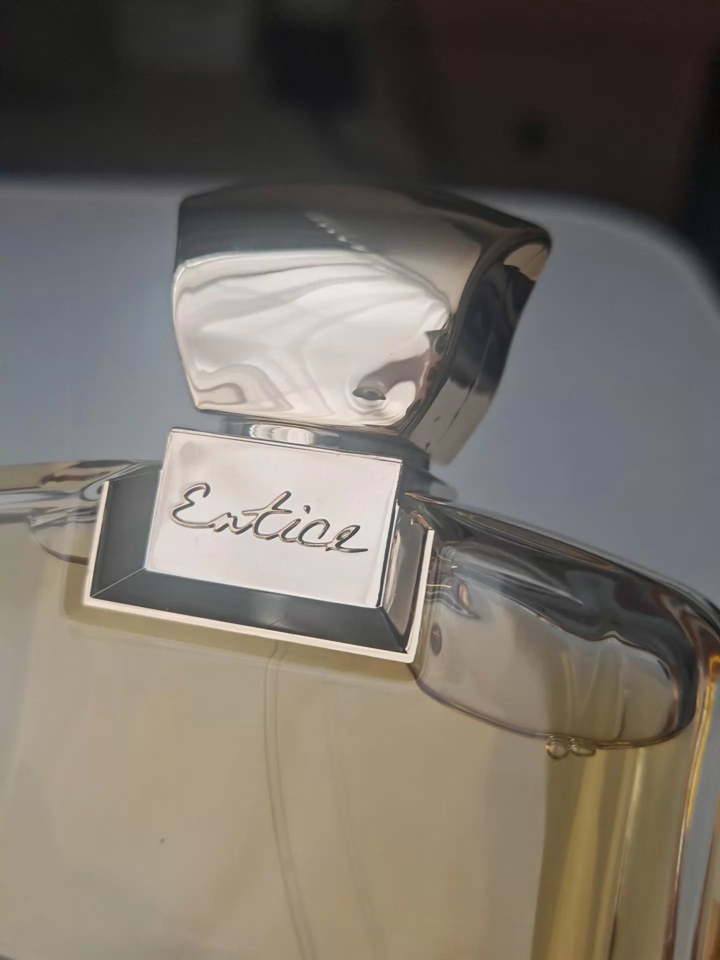 020426-110 Ajmal seduces women Perfume 75ml 2.5 oz