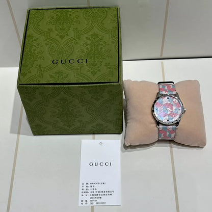 291024-8 Gucci women's watch with box