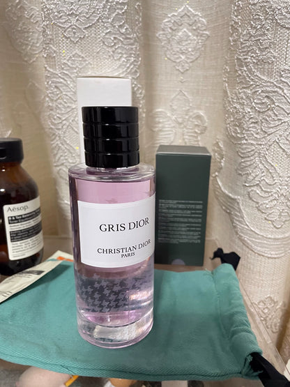 051025-90 GRIS DIOR Eau de Parfum EDP 125ml 4.2oz
