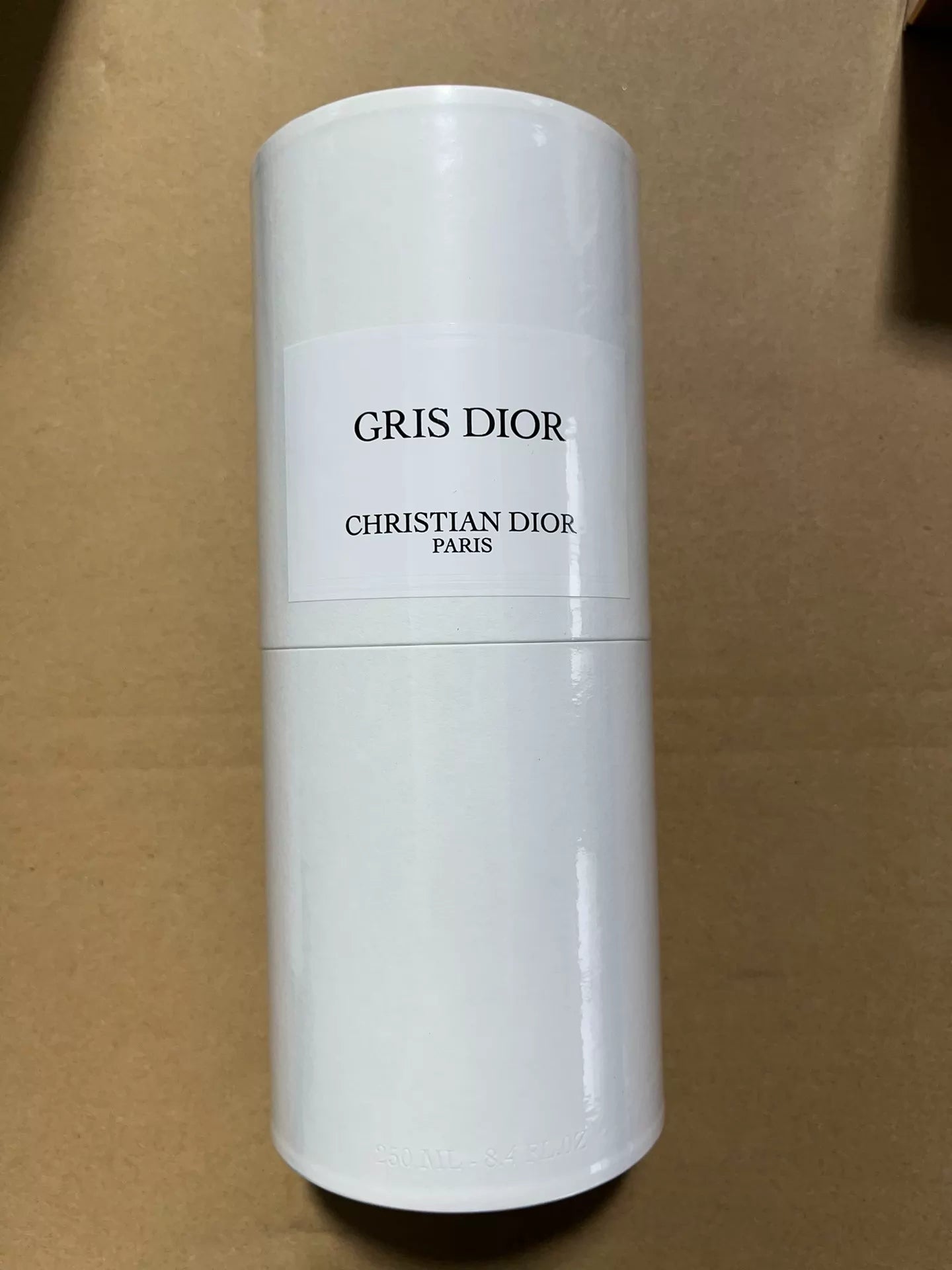 030926-43 Dior GRIS Montaigne Salon Perfume 250ml 8.5 oz