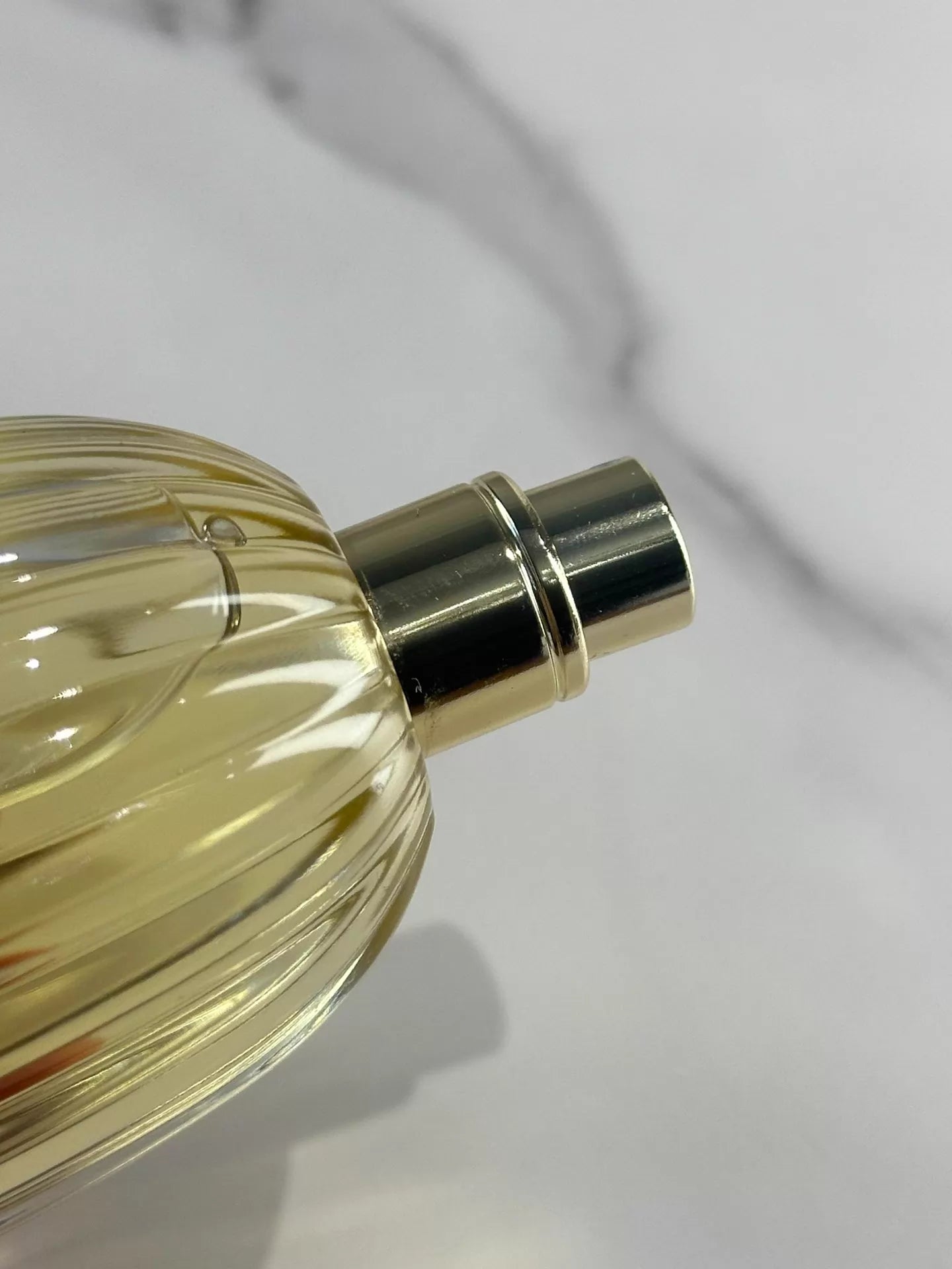 180526-13 Gutel Lonicera box 100ml 3.4 oz