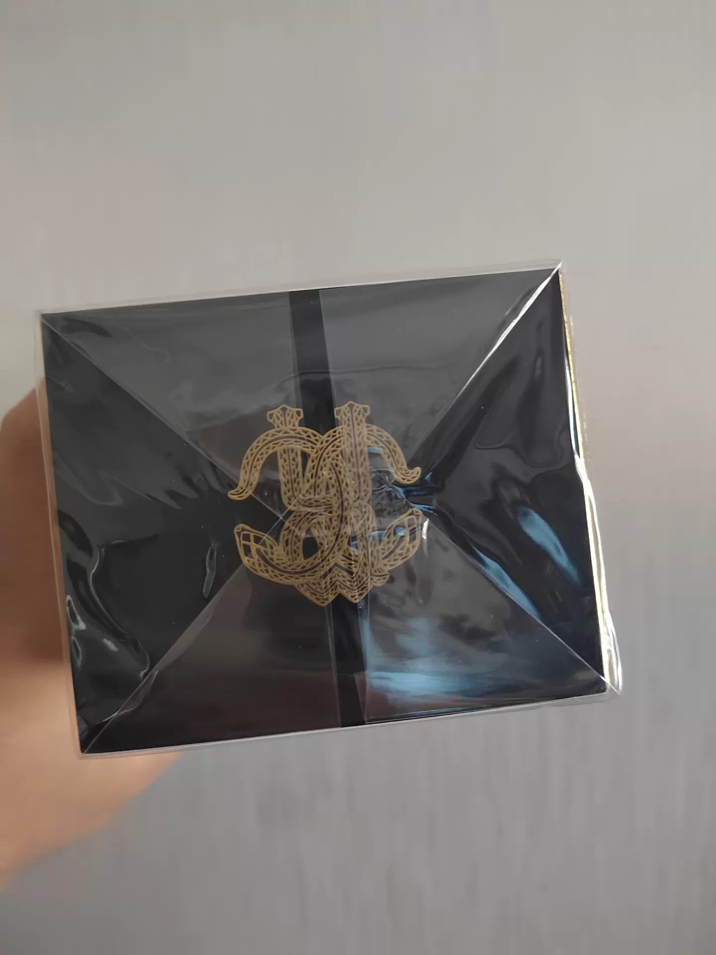 010926-202 limited new Roberto EDP 100ml 3.4 oz