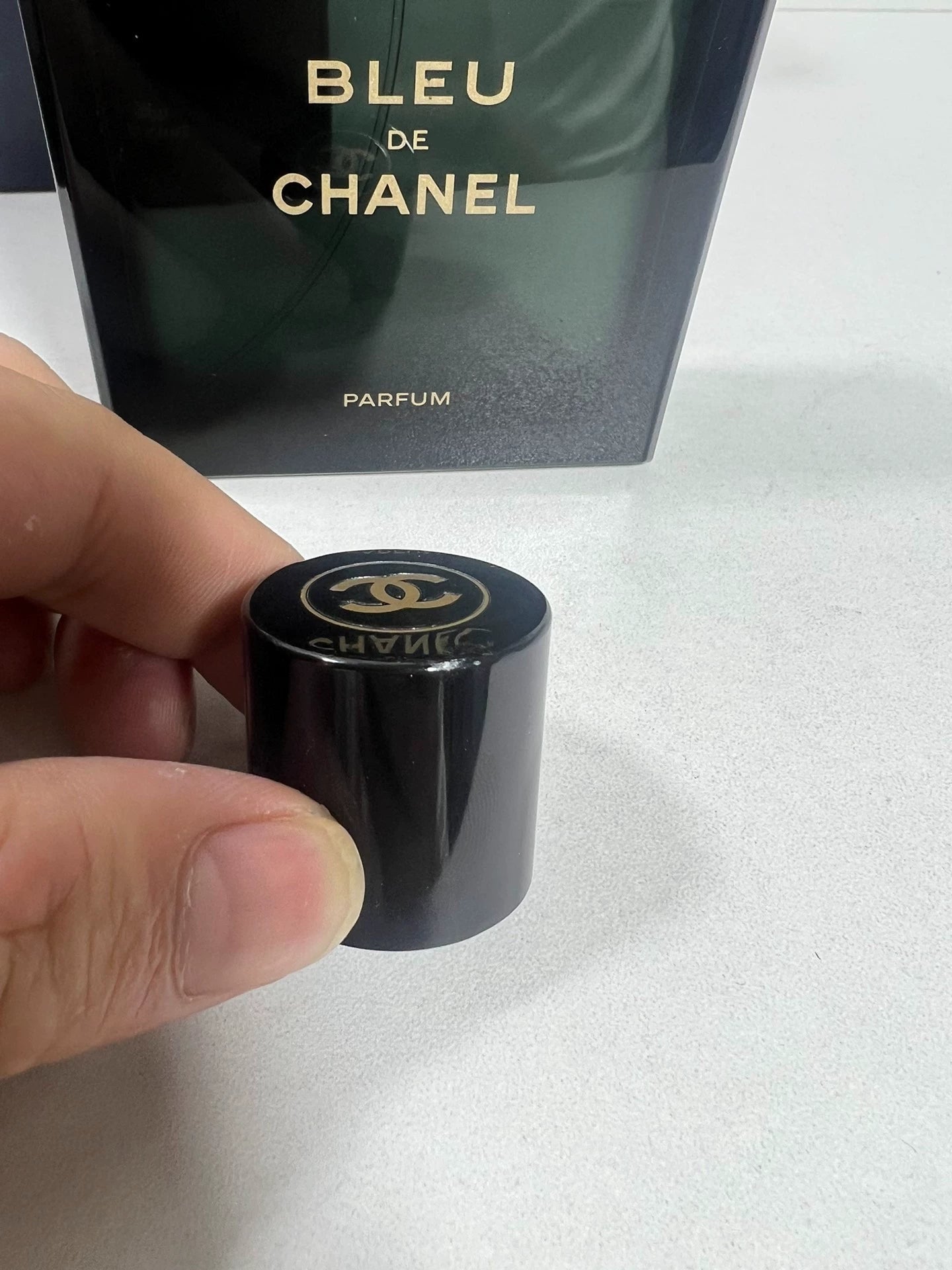 270726-120 Chanel Azure comes with Perfume 100ml 3.4 oz