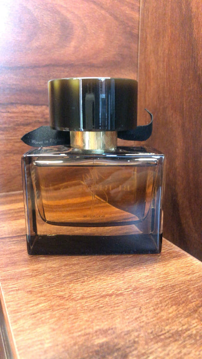 030526-22 Burberry Bla Essence 90ML 3 oz