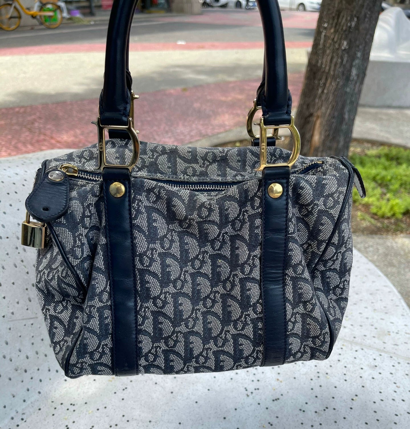 210725-6 Christian Dior navy tote bag 25 handbag