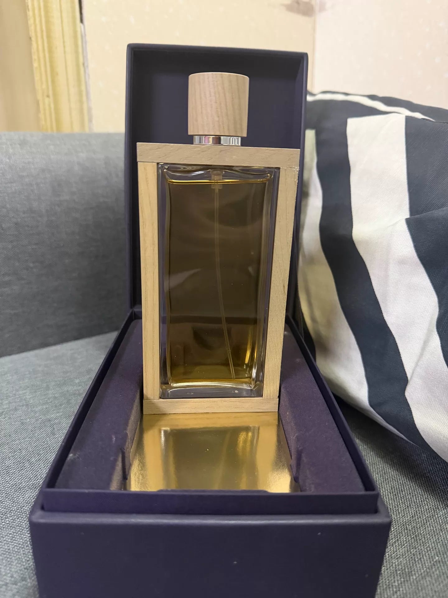 180726-18 Guerlain Arsene Robin Midnight Parfum 100ml 3.4 oz