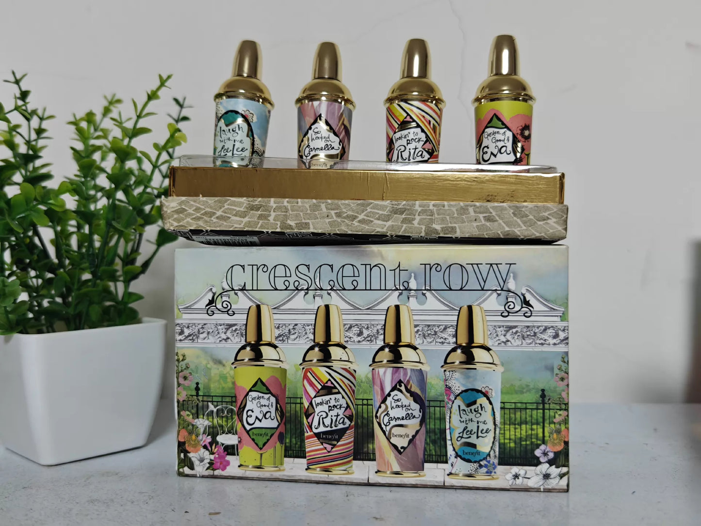 080826-124 Benefit 4x Set Perfume 10ml 0.3 oz