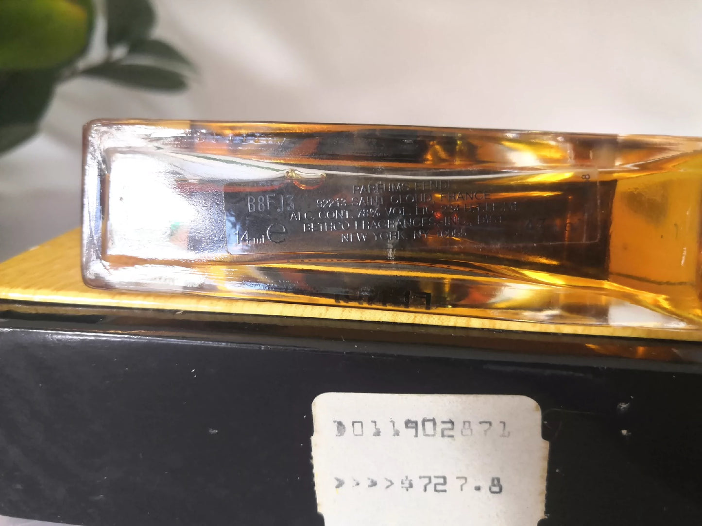 150225-47 Vintage FENDI old formula 14ml 1/2 oz parfum Perfume