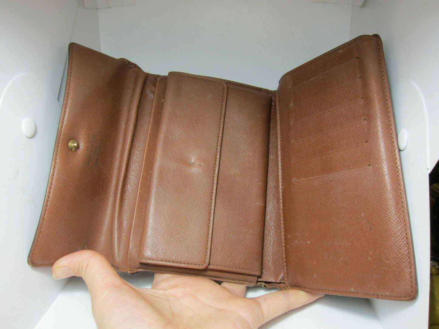 Louis Vuitton leather coin bag long wallet  C92