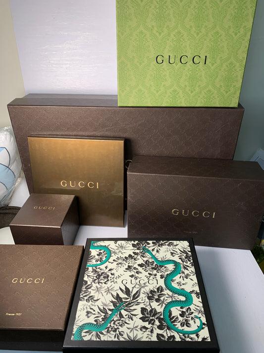 Auth Gucci large Box gift for watch wallet jewllery necklace shoes   - 30JAN1