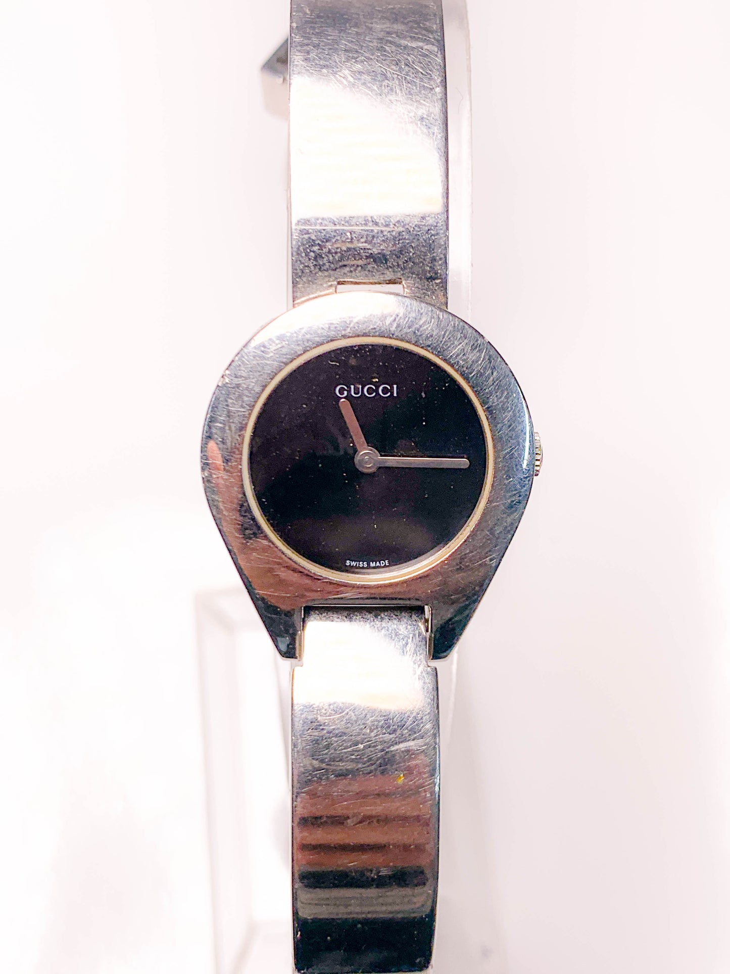Rare Women Gucci Silver tone  watch  - 210224
