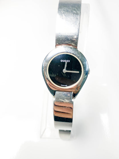 Rare Women Gucci Silver tone  watch  - 210224