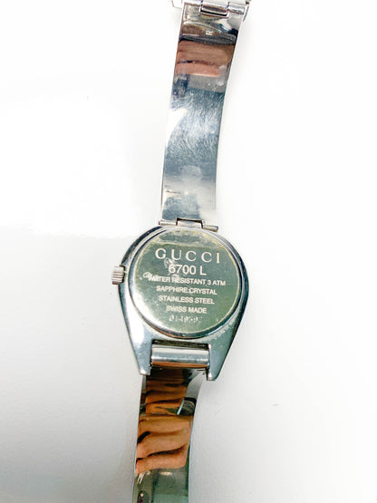 Rare Women Gucci Silver tone  watch  - 210224