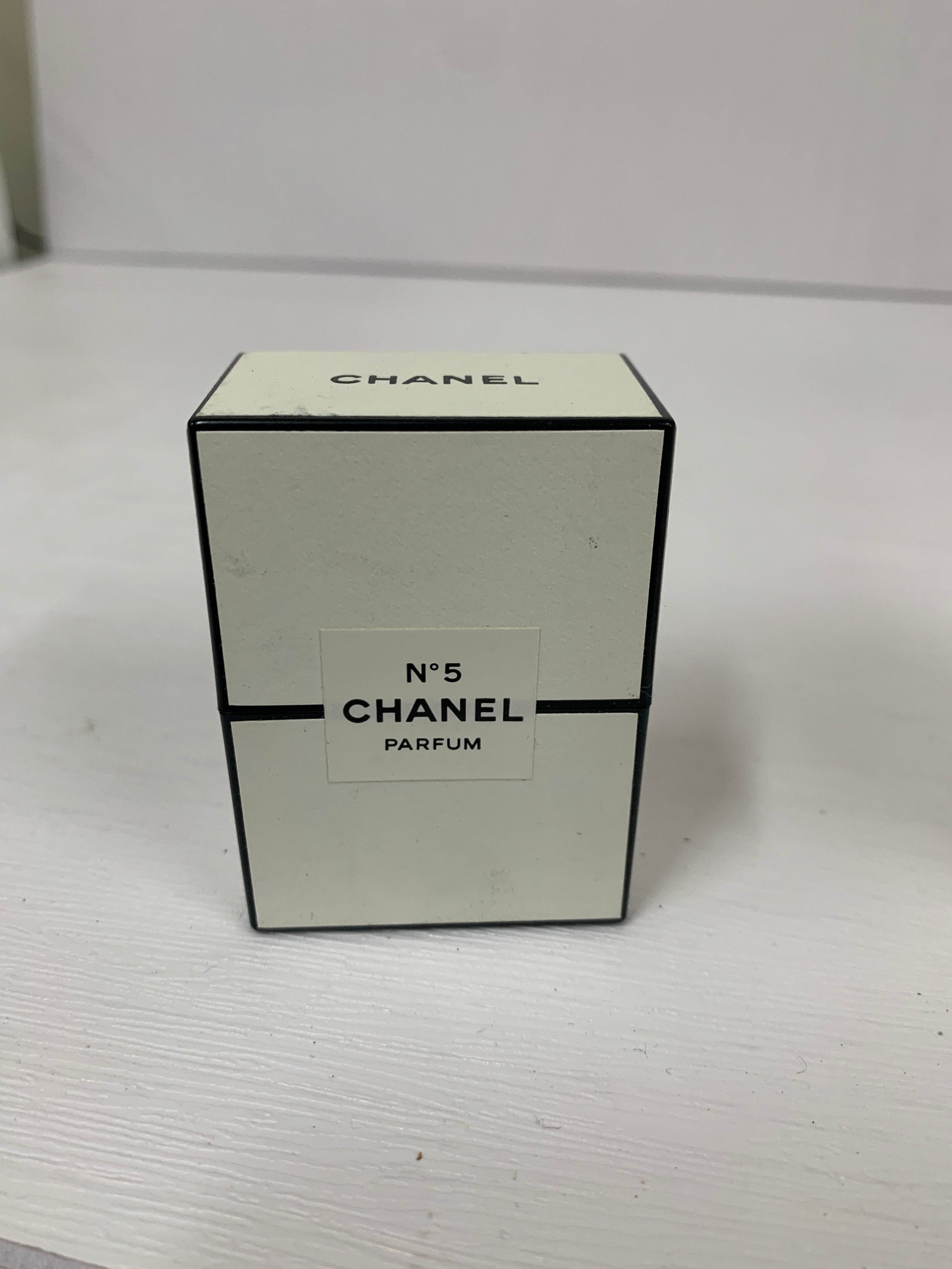 Chanel No. 19 14ml 1/2 oz Perfume Parfum - 30MAR – Trendy Ground