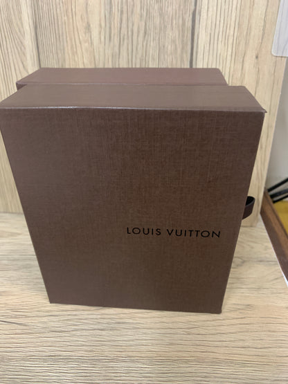 Louis Vuitton LV Hermes Chloe Gucci 禮盒腰包手提包化妝包 - 8JUN