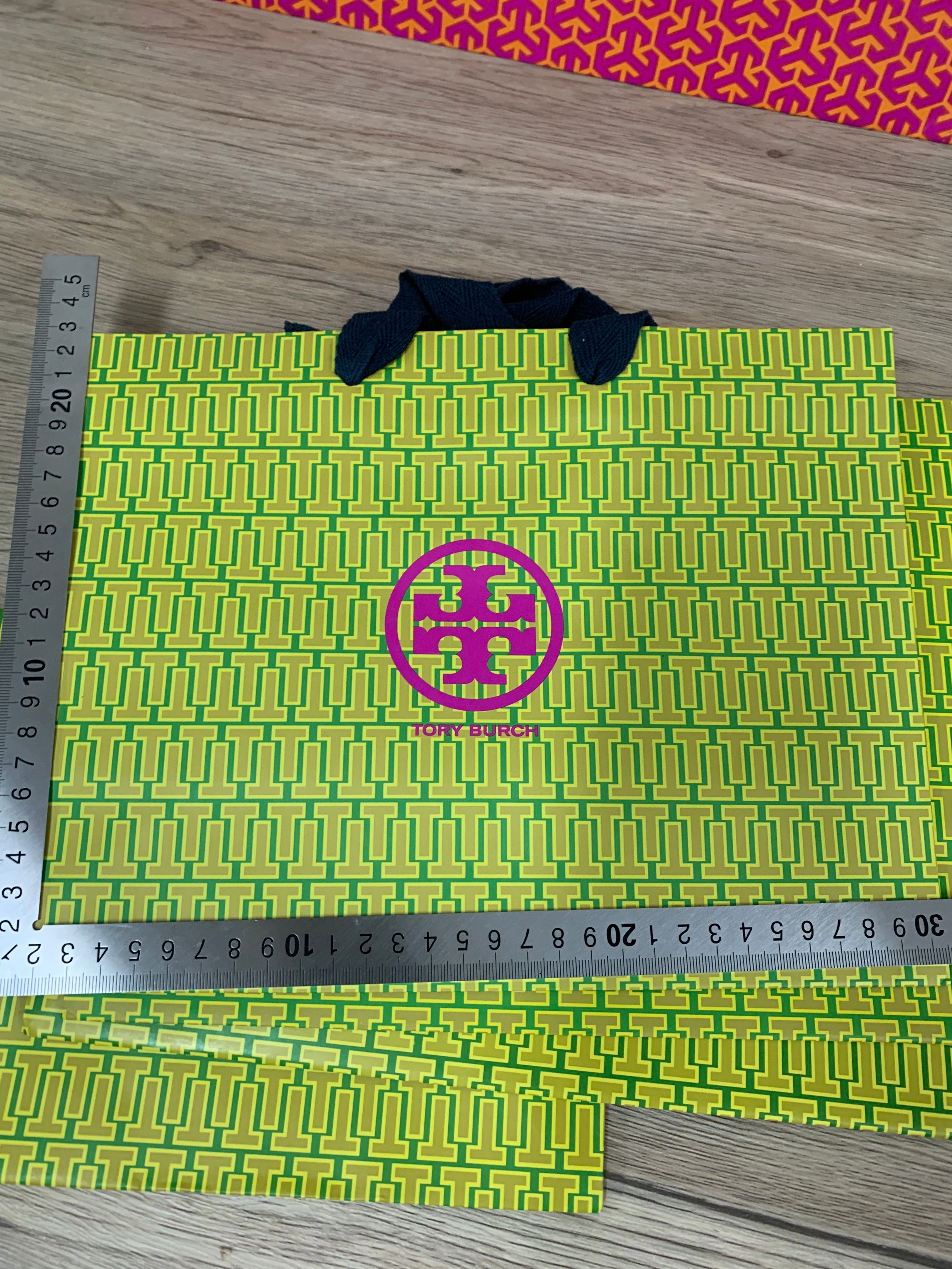 Paper bag outlet tory burch