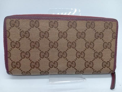 Gucci long wallet good condition