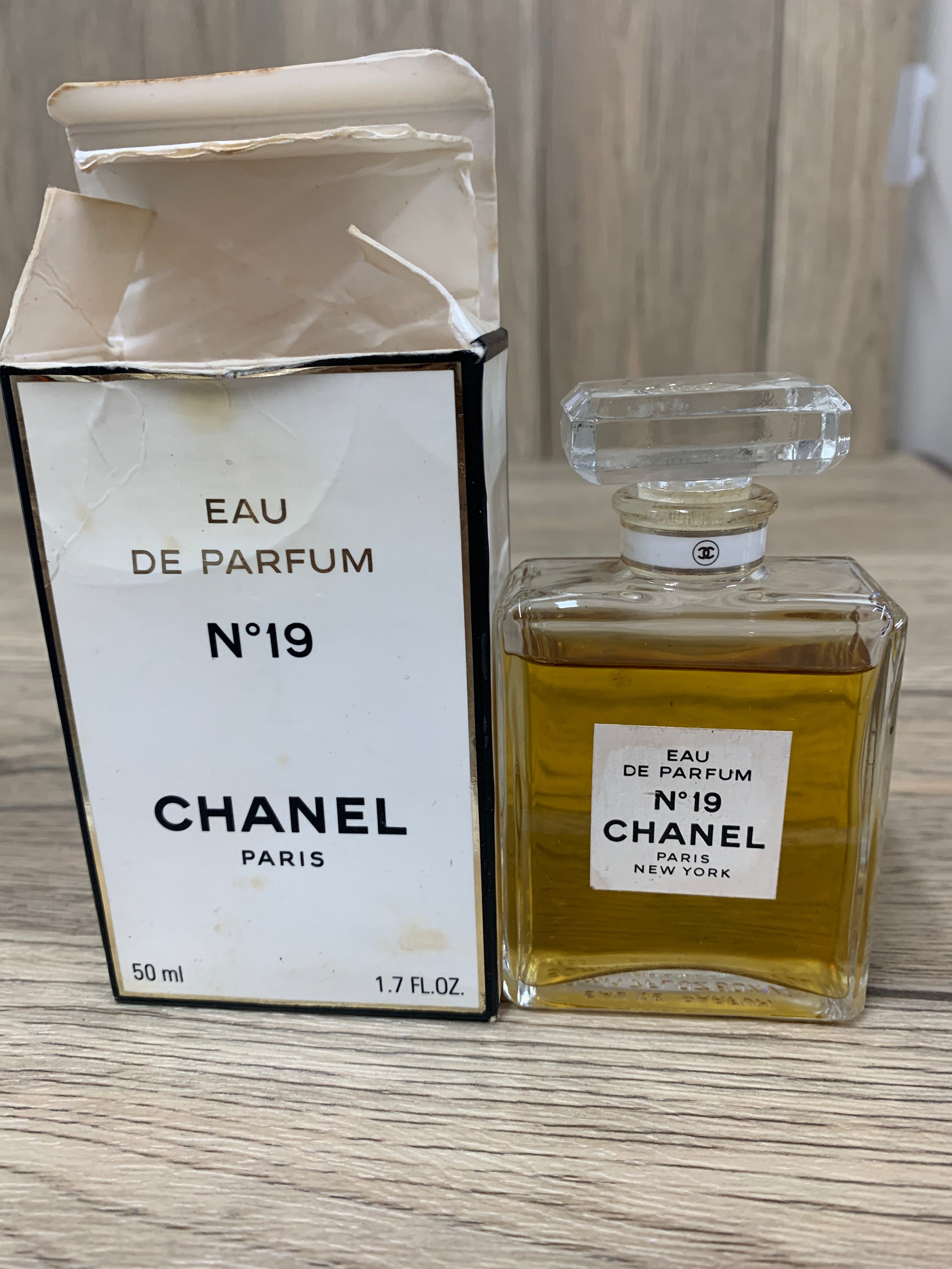 Chanel No.19 eau de parfum edp 50ml 1.7 oz - 25JUN