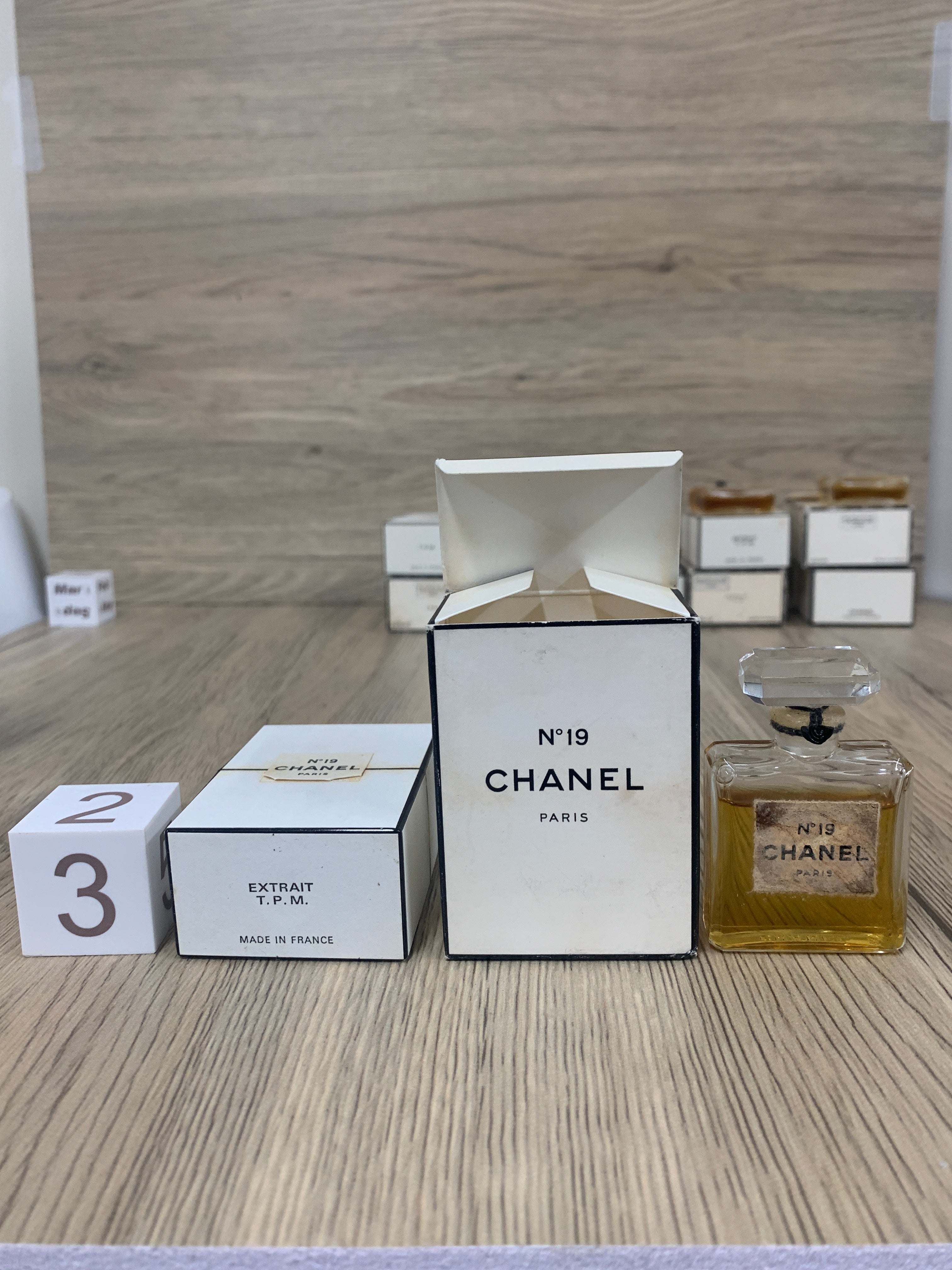 Authentic discontinued Chanel 14ml No. 19 parfum perfume 70's to 90's years  - 2