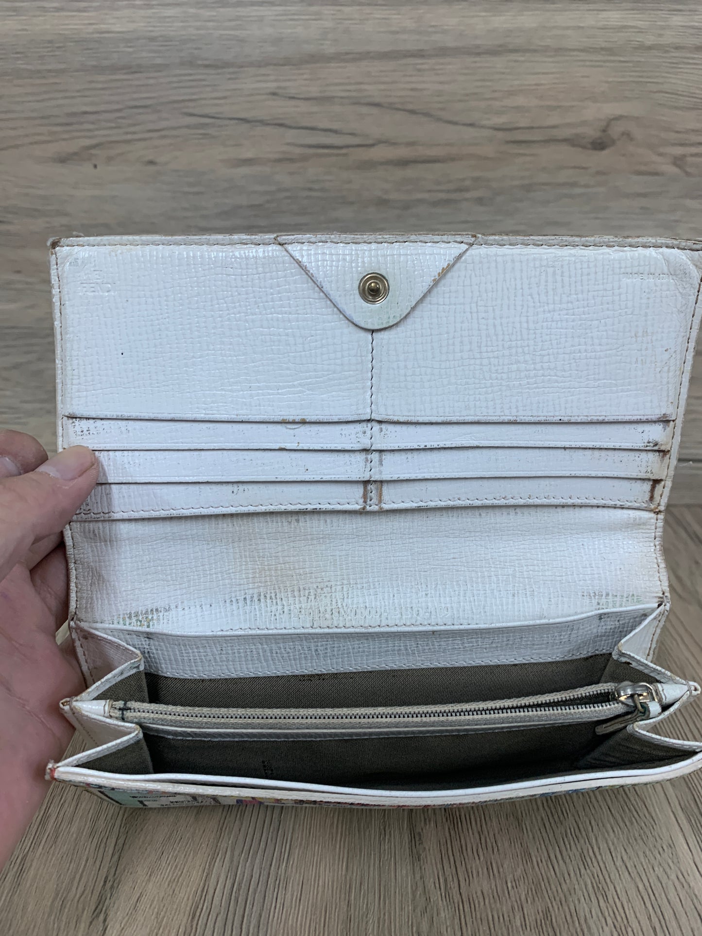 Fendi long wallet white with coins bag - 16AUG22