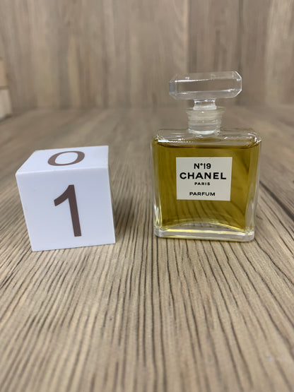 Chanel No. 19  7ml 14ml 1/4 oz Coco Extrait Perfume  Parfum - 4AUG22