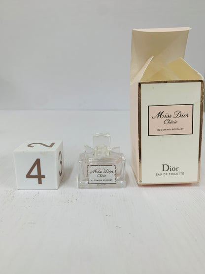 Rare Christian Dior Cherie 5 毫升淡香水 - 3 月 25 日