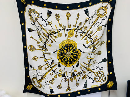 Black Key silk Hermes scarf 90 x 90 cm - 27OCT22