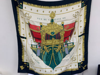 VUE DU CAROSSE DE Black Hermes Silk Scarf 90 x 90 cm - 27OCT22