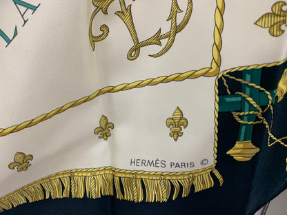 VUE DU CAROSSE DE Black Hermes Silk Scarf 90 x 90 cm - 27OCT22