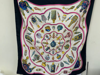 Qu importe le Flacon Hermes Silk Scarf 90 x 90 cm - 27OCT22