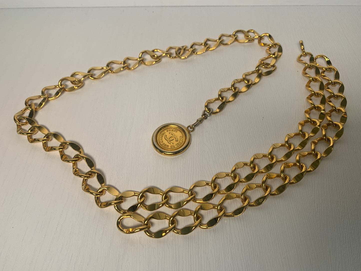 Rare CHANEL belt CC Logo gold tone 35" long chain  - 31OCT