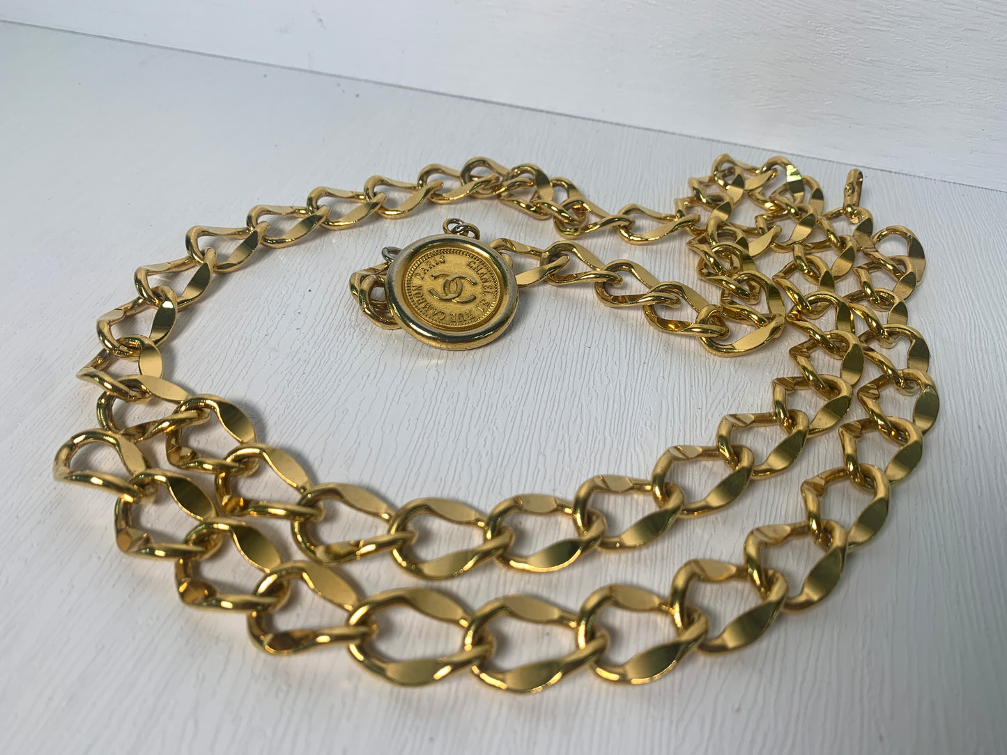 Rare CHANEL belt CC Logo gold tone 35" long chain  - 31OCT
