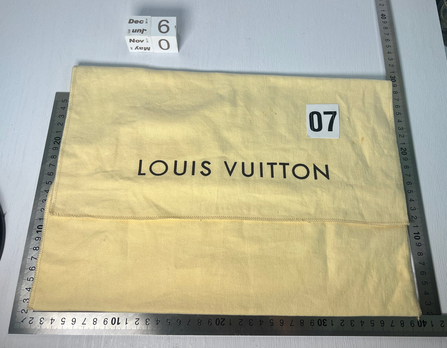 Louis Vuitton LV dust bag jewelly wallet bag - 3DEC