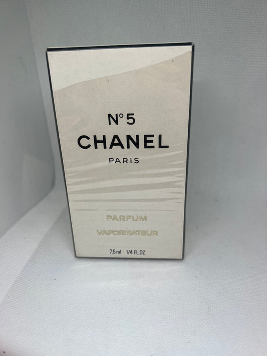 N5 Chanel Paris pArfum vaporisateur 7.5ml 1/4 液體盎司。