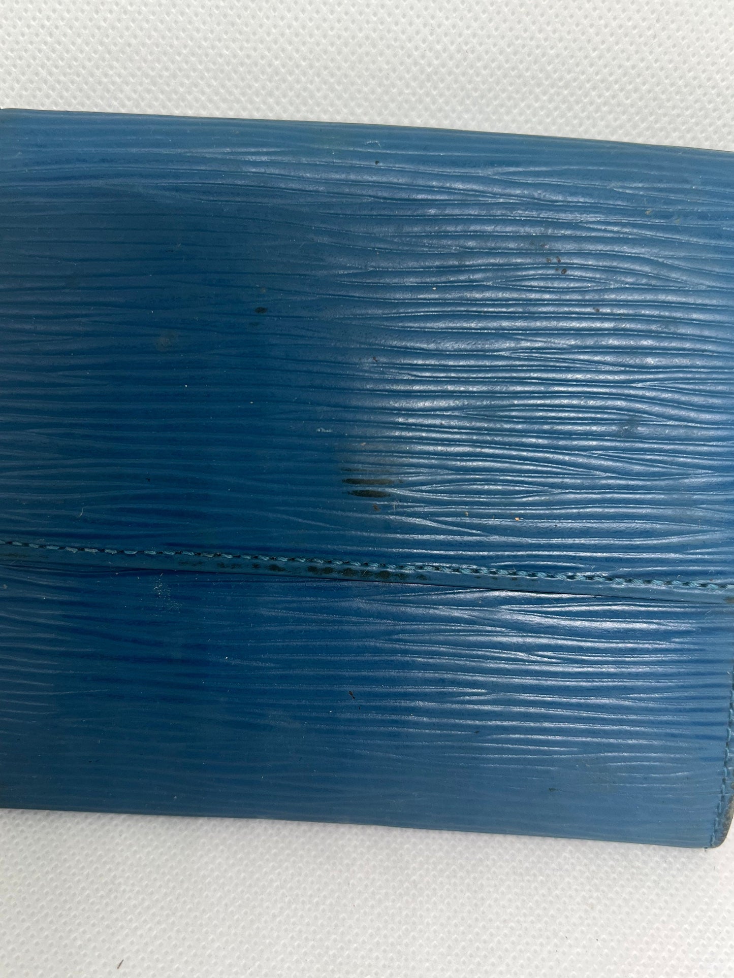 Louis Vuitton made in France blue wallet11”x10”
