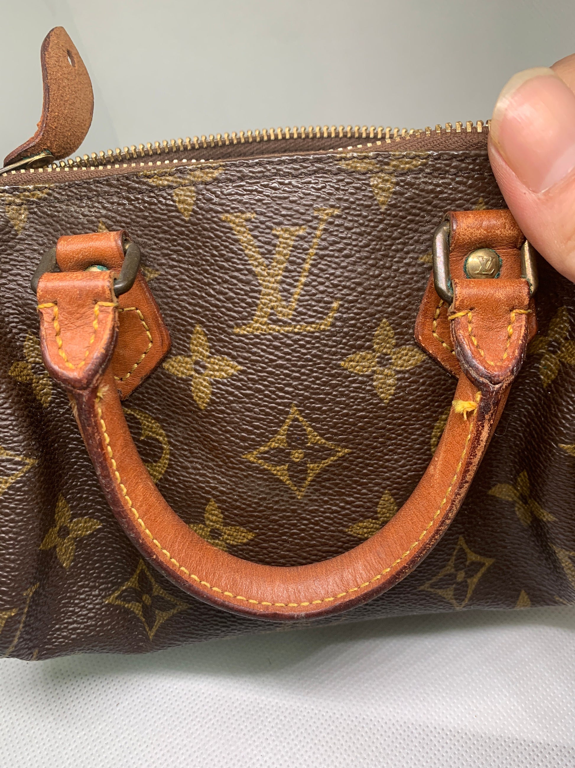 Rare Authentic Louis Vuitton mini monogram speedy handbag purse 2