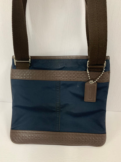 Japan Direct Mail Used COACH Shoulder Bag 29w x 27H (BBW 38)