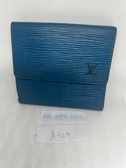 Louis Vuitton made in France blue wallet11”x10”