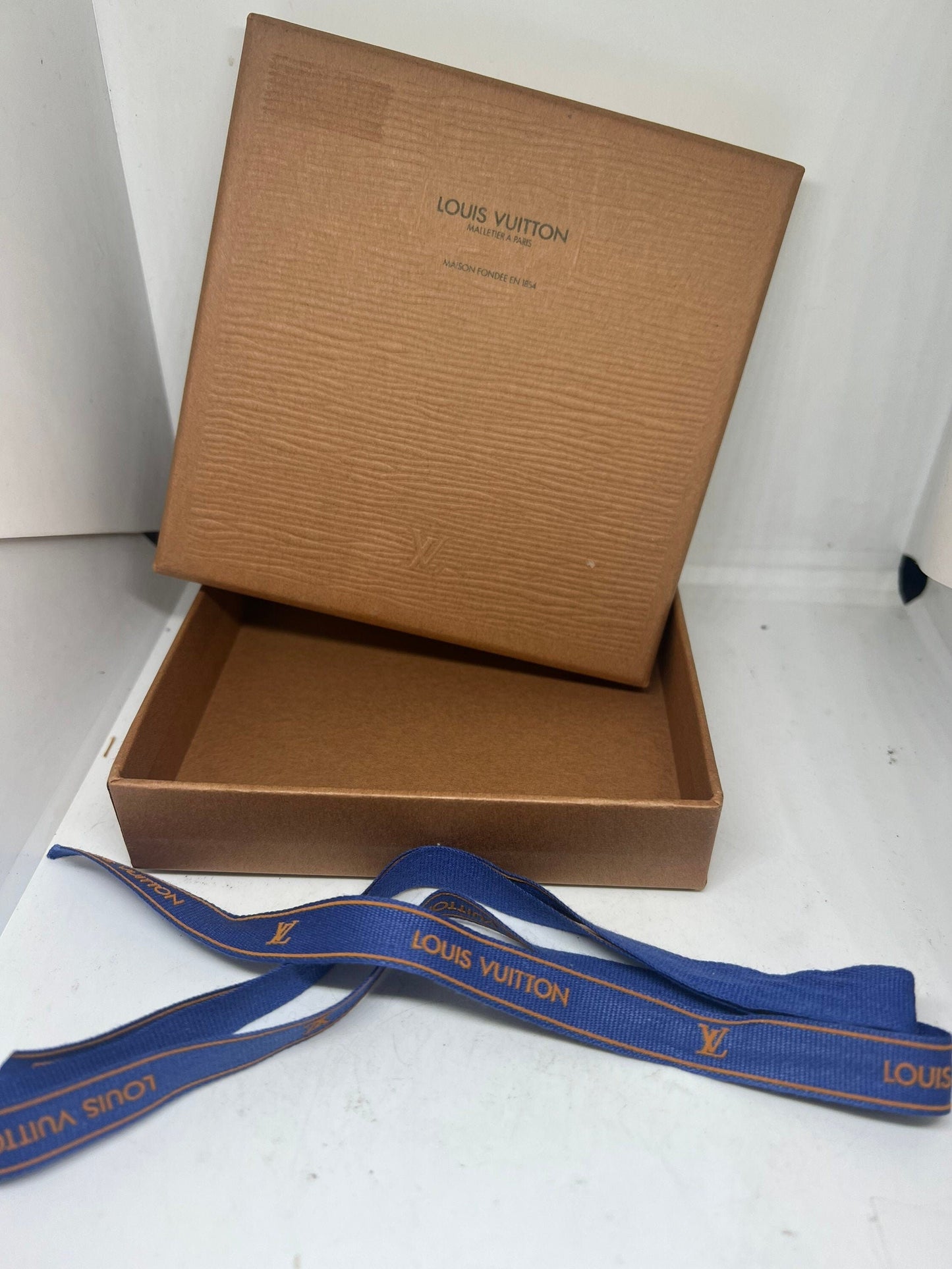 Louis Vuitton, Bags, Louis Vuitton Gift Box Lv Ribbon With Gift Tag