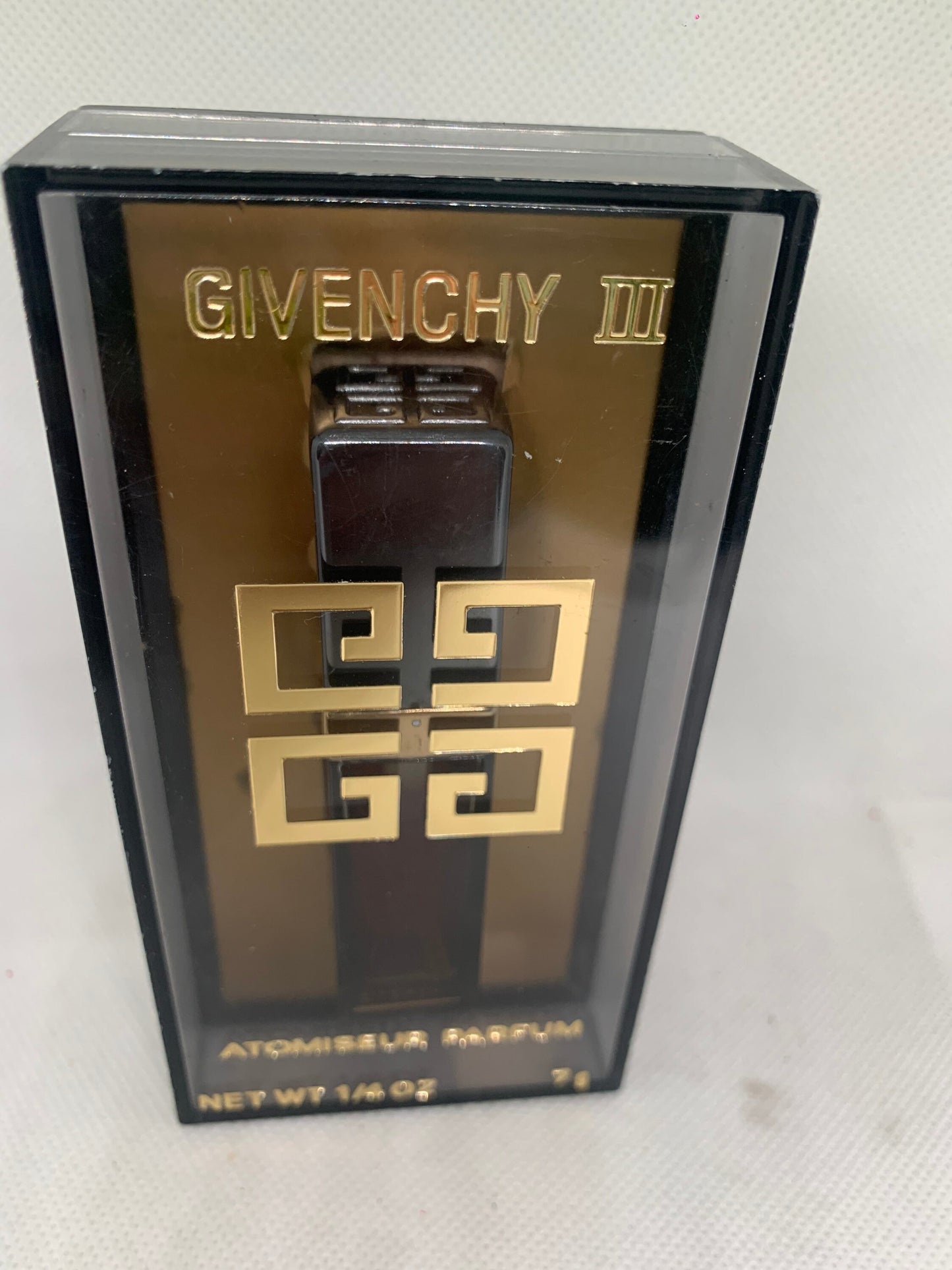 Givenchy IiI Atomiseur Parfum 7ml 1/4 Fl oz (Bb 21 Apr 2022)