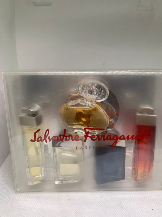 Salvatore Ferragamo Perfume (5 Gift Box)         Eau de Toilette ,EDP    5ml  0.17 FLOZ. (BB May 22)