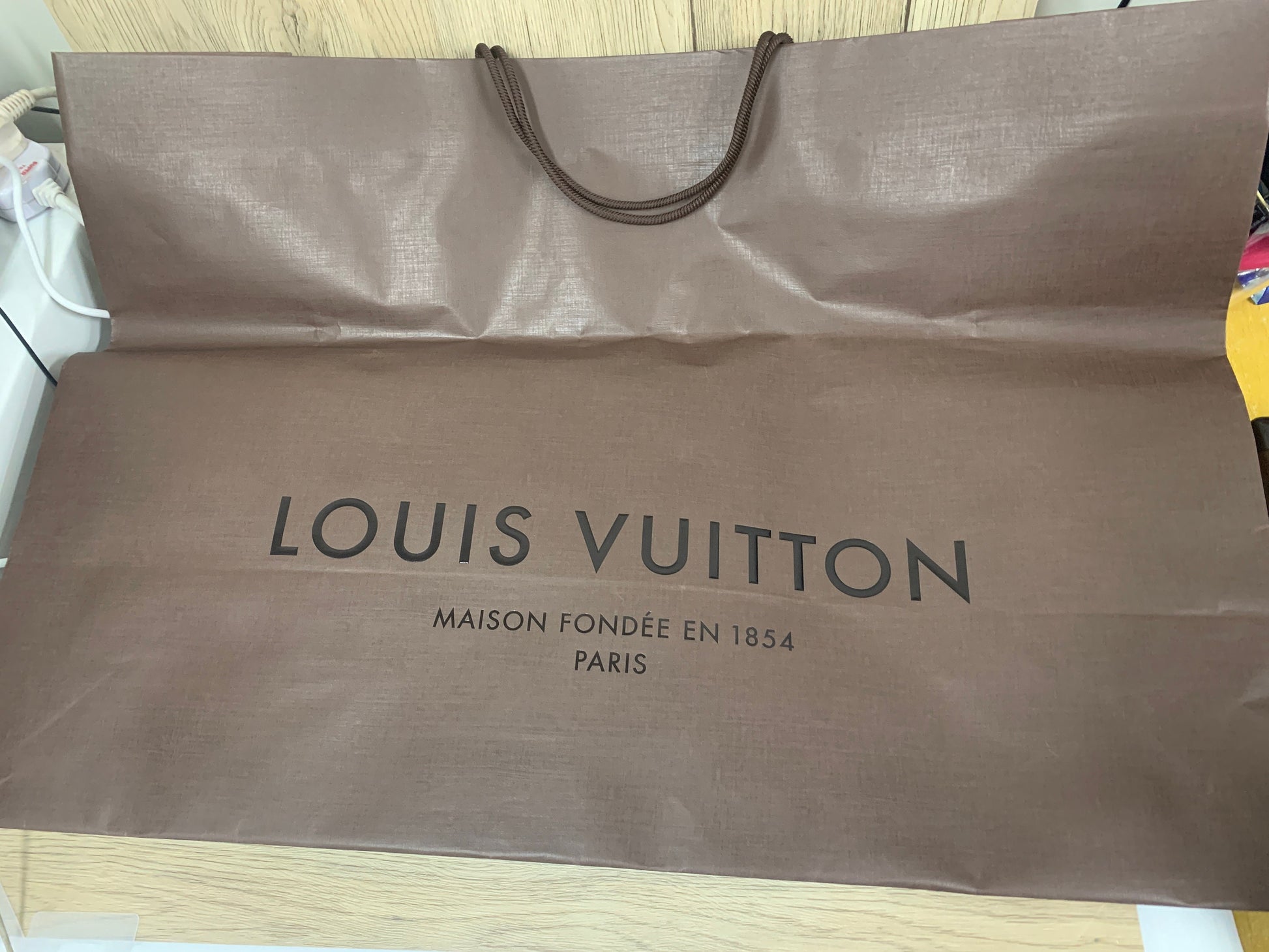 15 Louis Vuitton Retro Paper Bags / Boxes | LV Vintage