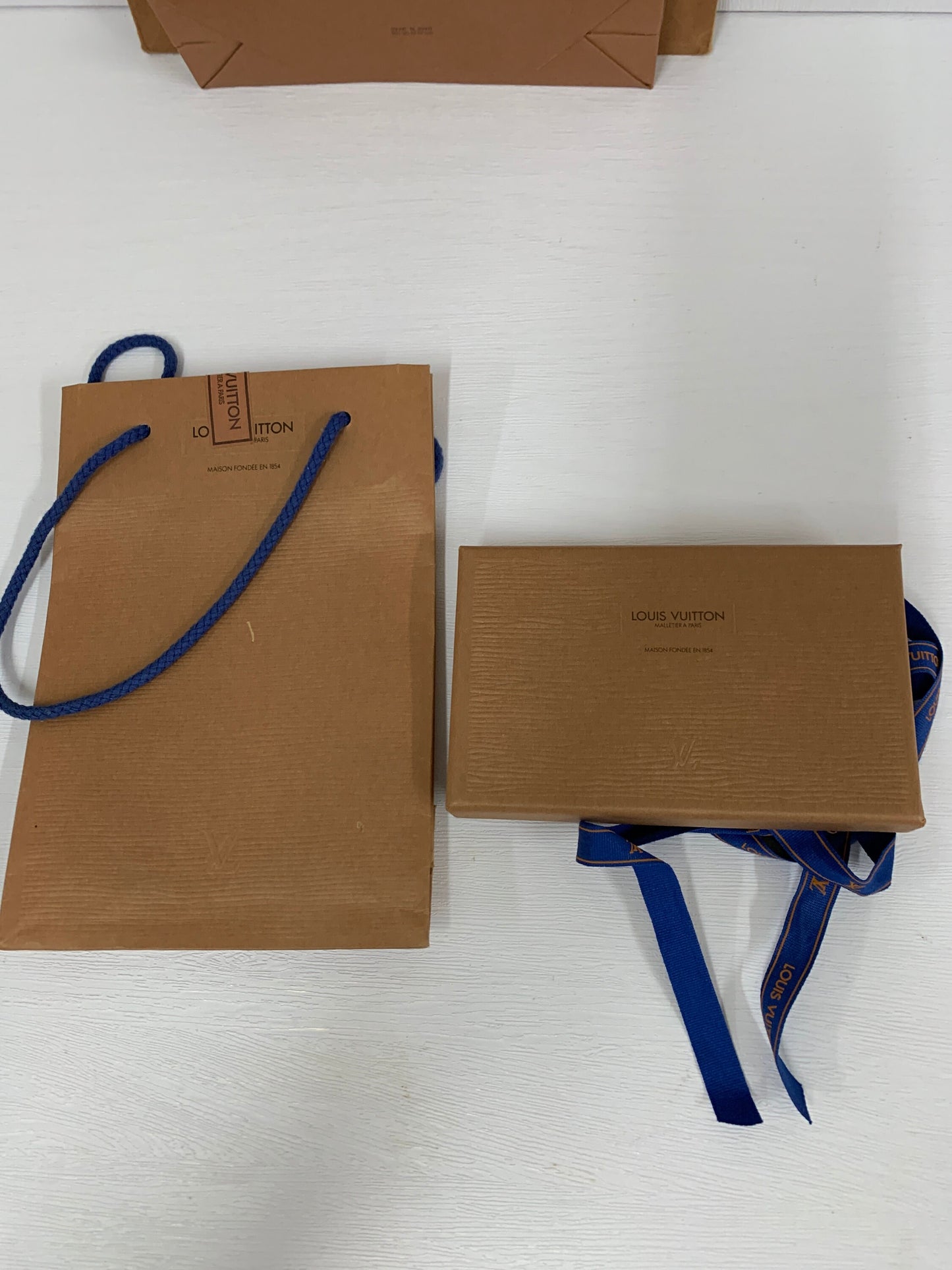Louis Vuitton Malletier A Pars Empty LV wallet belt bag jewellery Gift Box