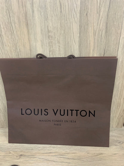 Authentic Louis Vuitton Vintage Paper Box Preowned Good Conditions Large Size handbag and large bag